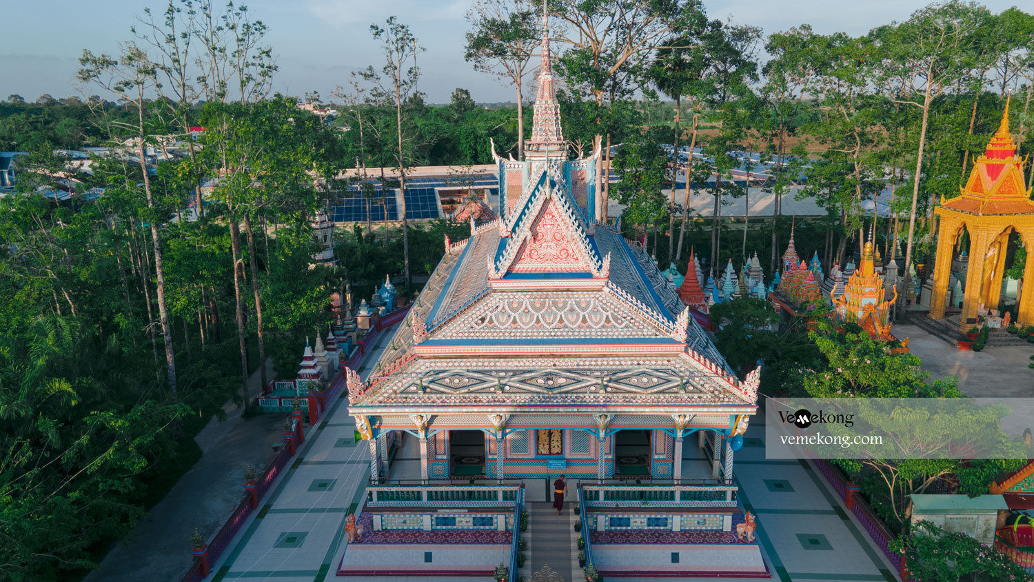Bowl (Chen Kieu) Pagoda – A Colorful Soc Trang Khmer pagoda in Mekong Delta Vietnam
