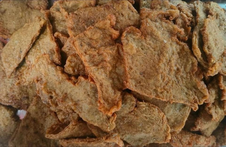 Hau Giang’s Bronze Featherback Fish Cake – Eat Best Food in Hau Giang