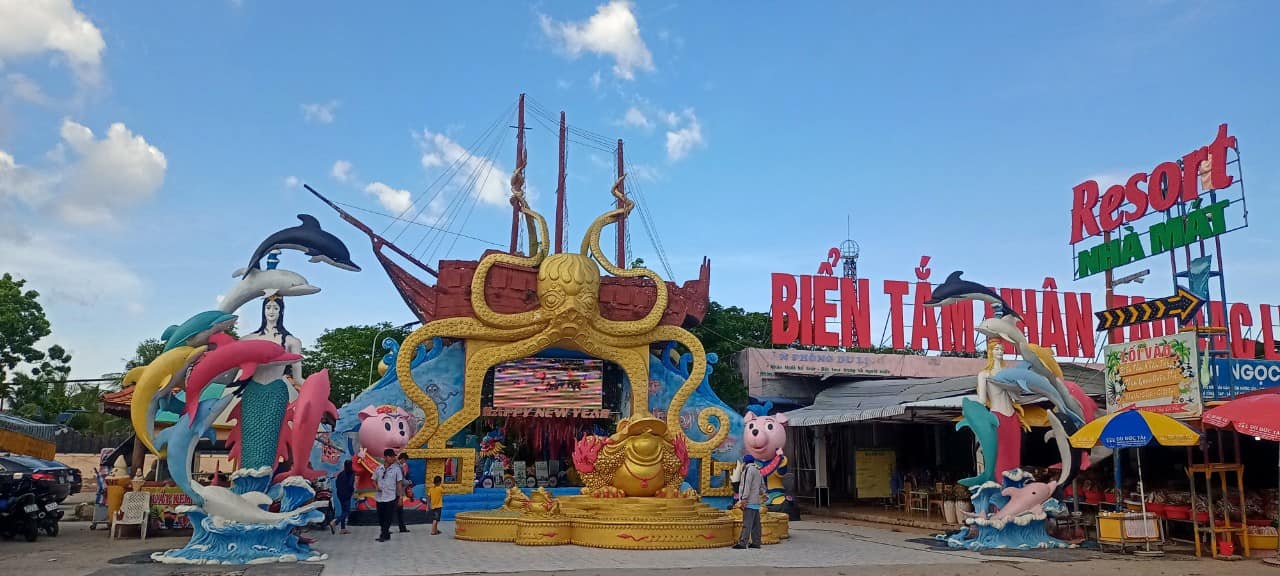 Nha Mat amusement park – Thing to Have Fun in Bac Lieu