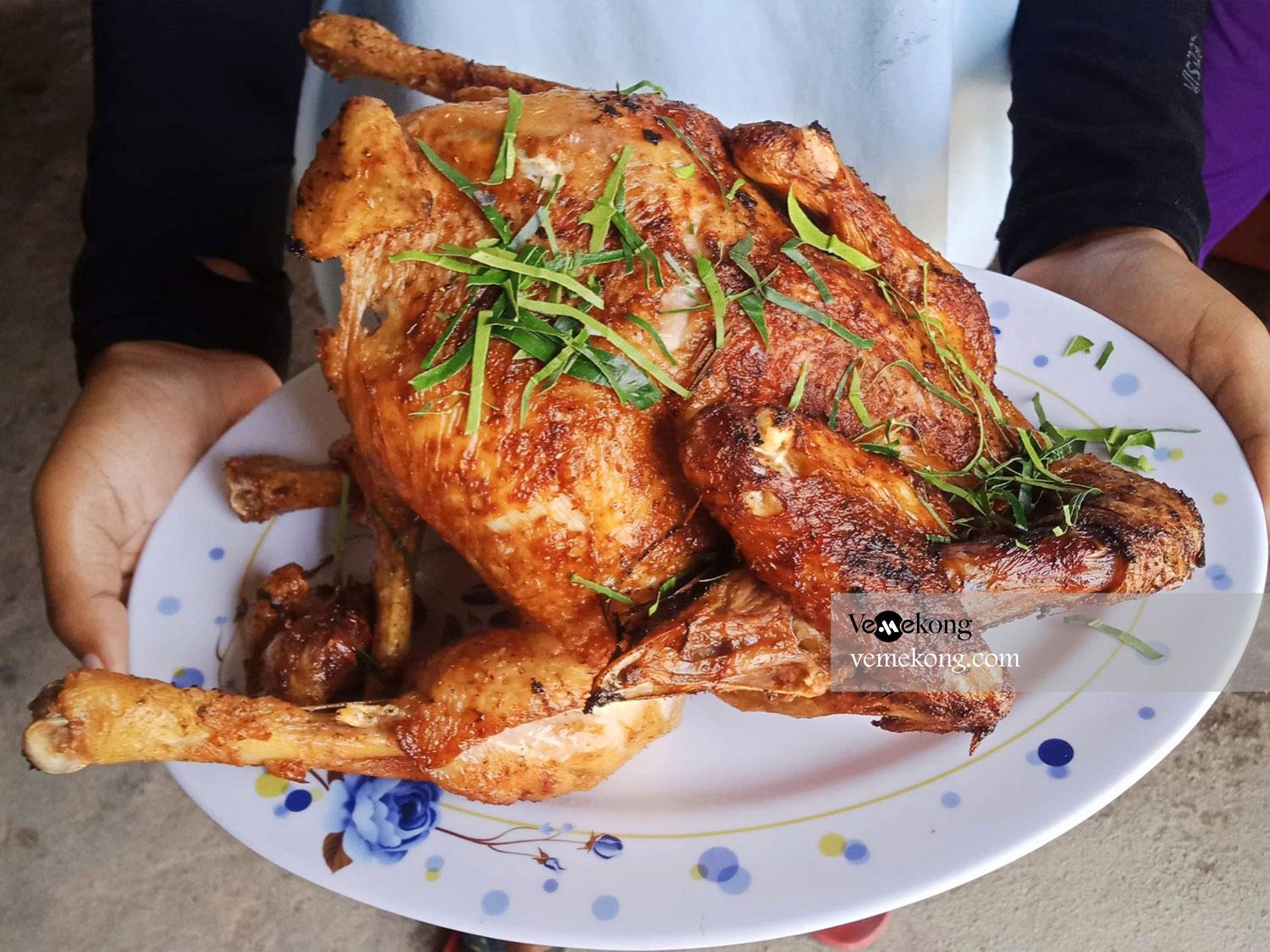 O Thum’s Chicken Grilled with Lime Leaves – Eat Best Food in An Giang