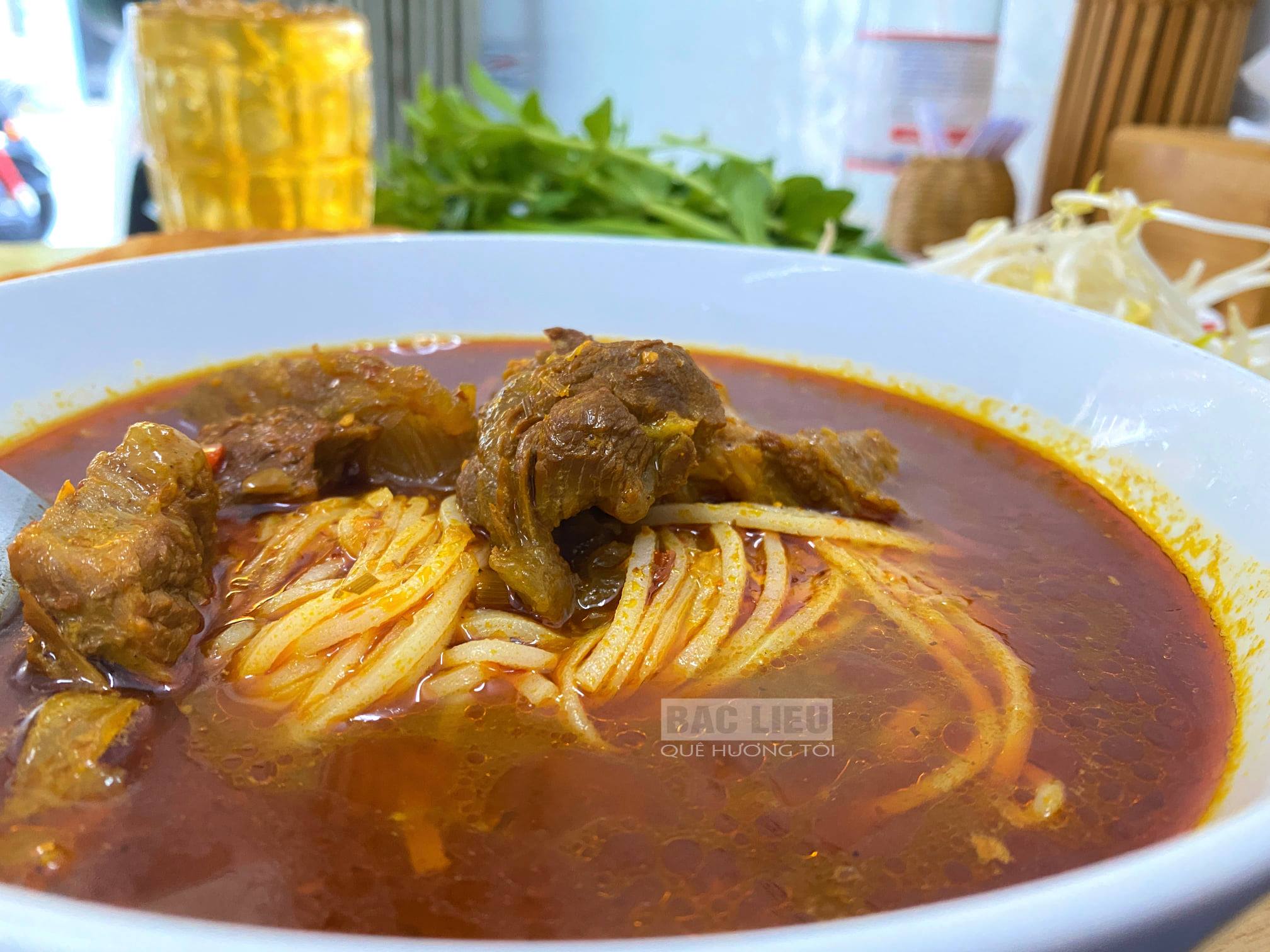 Spicy Beef Noodle Soup – Eat Best Food in Bac Lieu