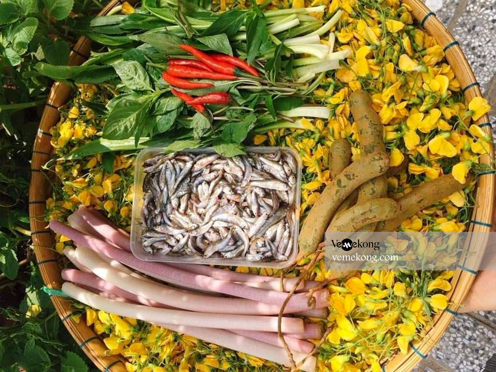 Sour Soup with Siamese Mud Carp Soup & Sesbania Flower – Eat Best Food in An Giang