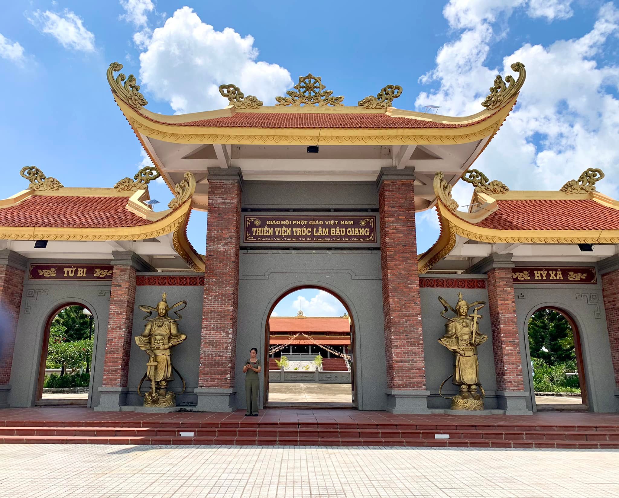 Truc Lam Zen Monastery – Hau Giang Visitor Guide