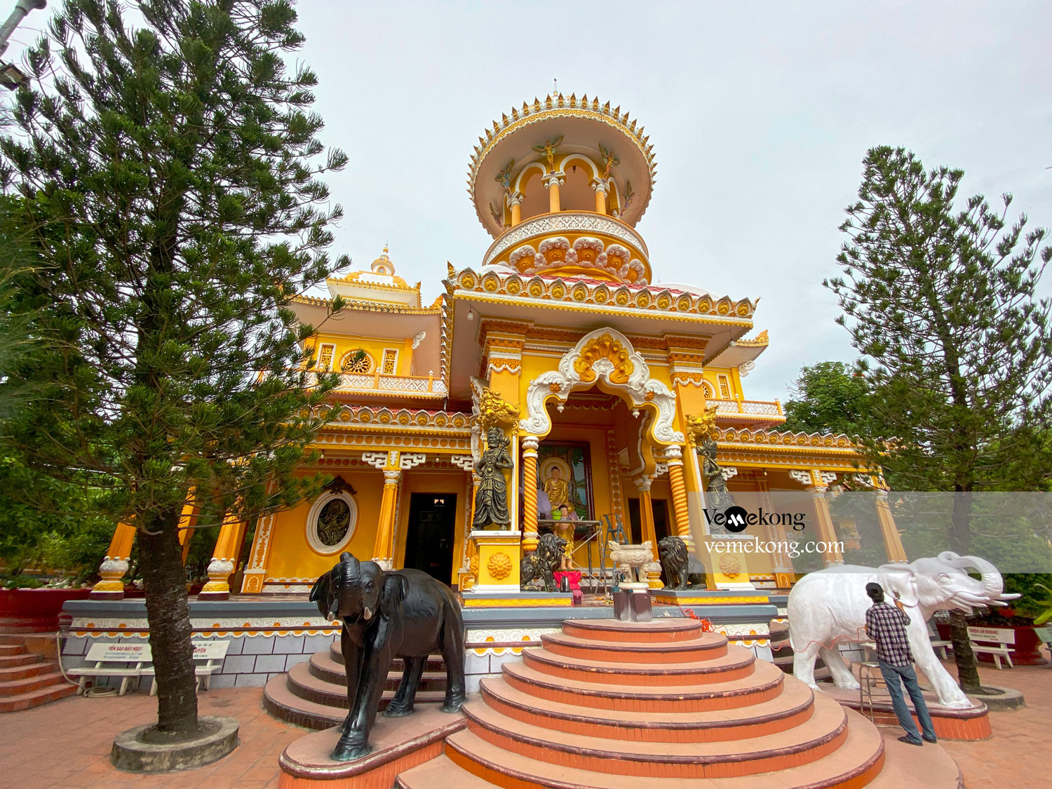 Tay An Pagoda – A Spiritual place to See in Chau Doc, An Giang